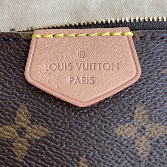 Authentic Louis Vuitton multi pochette accessories with BLACK NYLON STRAP !! - Picture 12 of 15